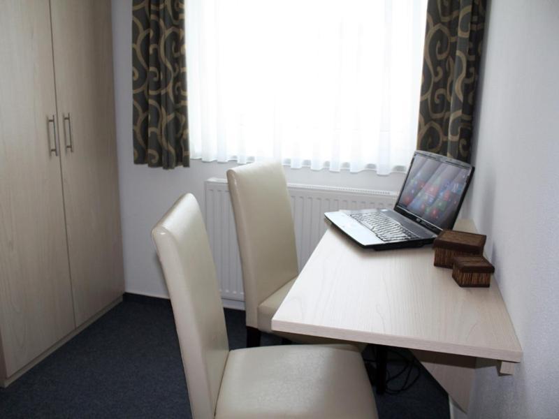 Pension Stadler Obertraubling Ngoại thất bức ảnh